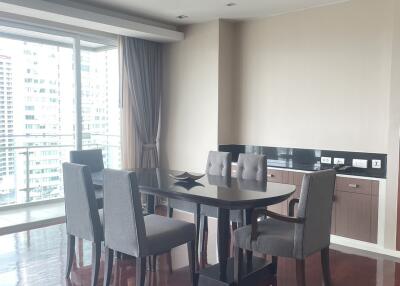 For RENT : G.M. Serviced Apartment / 3 Bedroom / 3 Bathrooms / 182 sqm / 140000 THB [R12096]