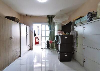 Single House with 2 Bedrooms for Sale