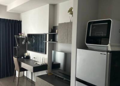 1-BR Condo at Ideo Phaholyothin Chatuchak near BTS Saphan Khwai