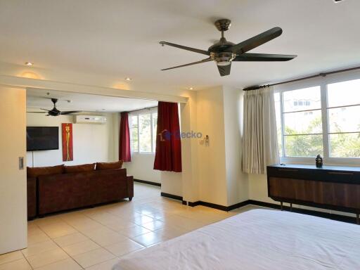 1 Bedroom Condo in Nova Atrium Central Pattaya C007579