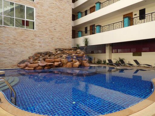 1 Bedroom Condo in Nova Atrium Central Pattaya C007579