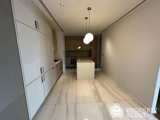 2-BR Condo at Kraam Sukhumvit 26 near BTS Phrom Phong