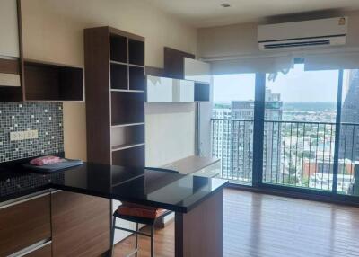 1-BR Condo at Noble Remix near BTS Thong Lor