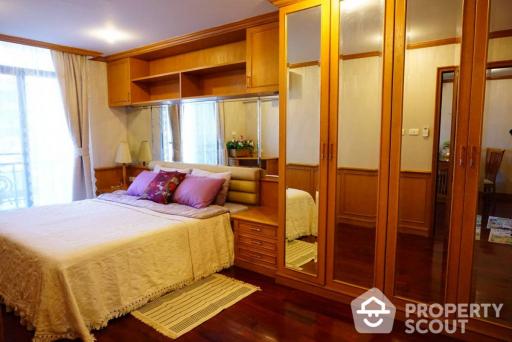 1-BR Condo at Pipat Place Condominium near BTS Chong Nonsi