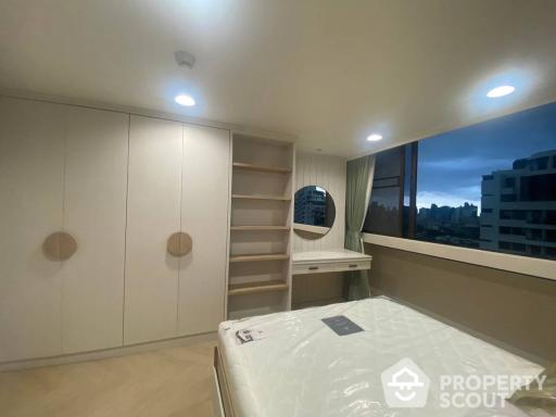 3-BR Condo at Supalai Place Sukhumvit 39 near BTS Phrom Phong