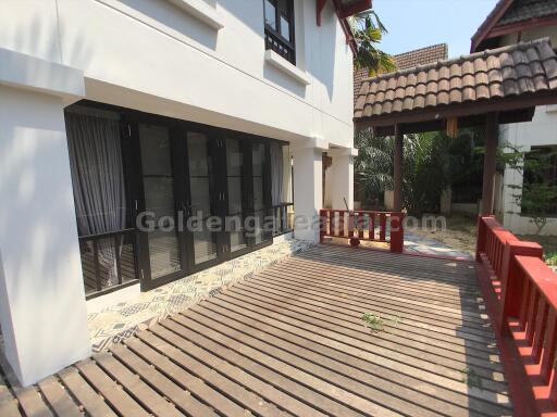 3-Bedrooms Thai style House in Compound - Dusit