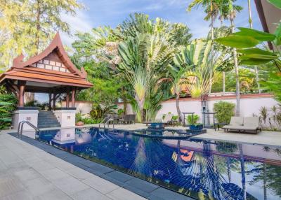 Private living 2 bedroom Pool Villas in Thalang