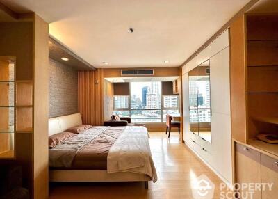 1-BR Condo at The Trendy Condominium near BTS Nana