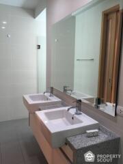 3-BR Condo at Millennium Residence @ Sukhumvit Condominium near BTS Phrom Phong