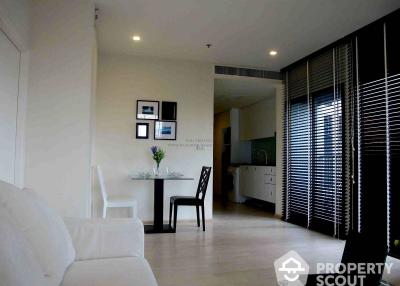Amazing High Rise 1-BR Condo at Noble Remix near BTS Thong Lor (ID 512482)