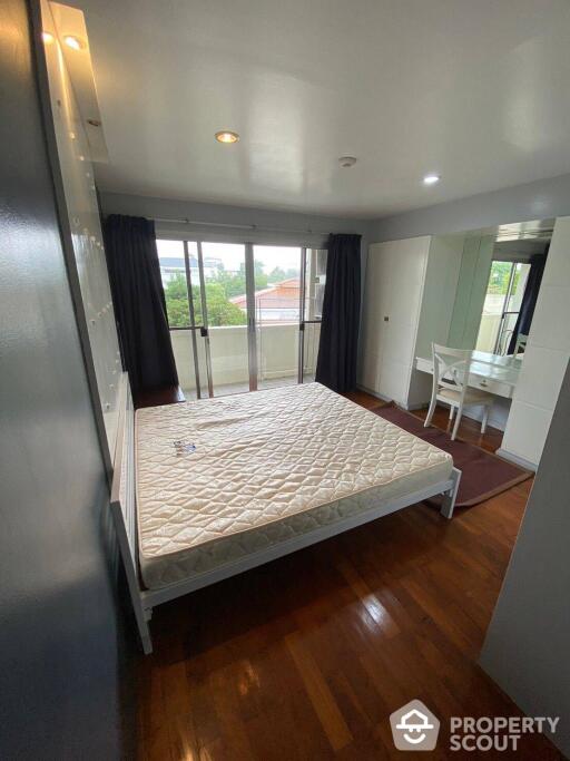 2-BR Condo at Baan Sukhumvit near BTS Thong Lor