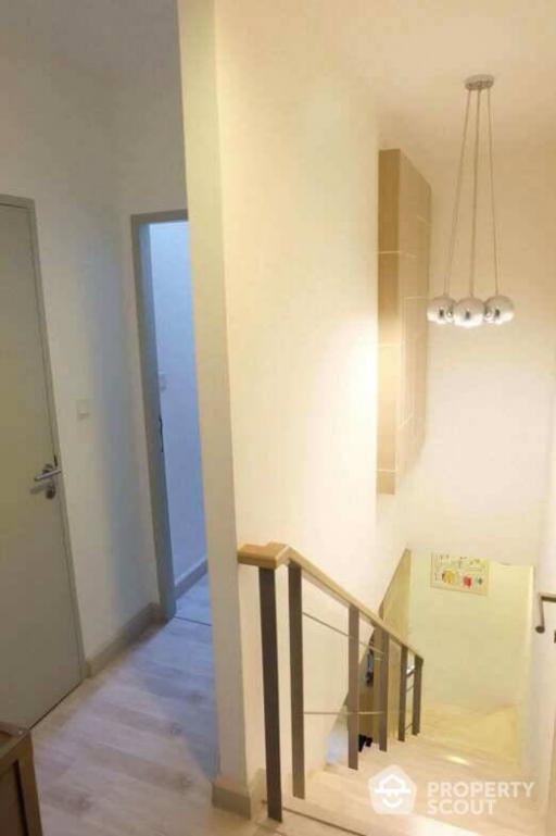 1-BR Duplex at Ideo Mobi Rama 9 near MRT Phra Ram 9