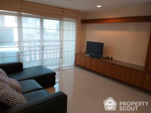 2-BR Condo at Pabhada Silom Condominium near BTS Surasak