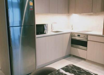 1-BR Condo at The Lofts Silom near BTS Surasak