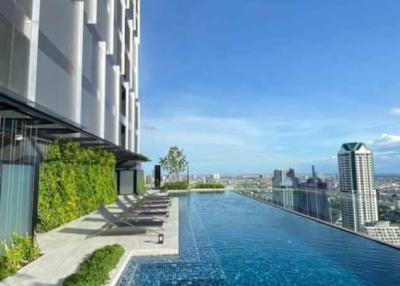 1-BR Condo at The Lofts Silom near BTS Surasak