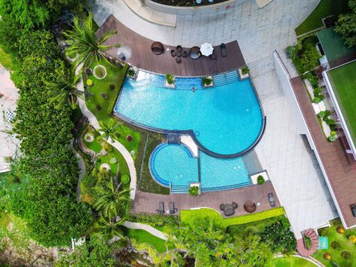 3 Bedrooms Condo in The Cove Pattaya Wongamat C011069