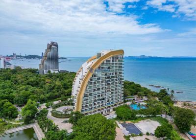 3 Bedrooms Condo in The Cove Pattaya Wongamat C011070