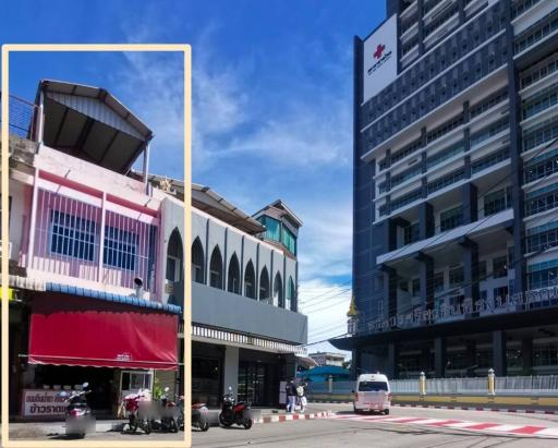 Commercial building in Sriracha for sale