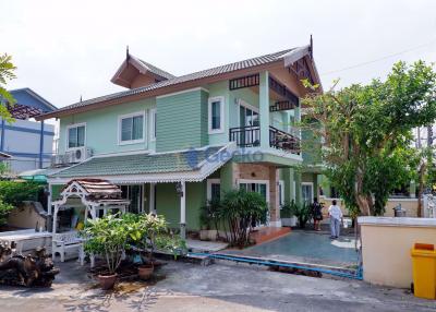 3 Bedrooms House Bang Lamung H008030