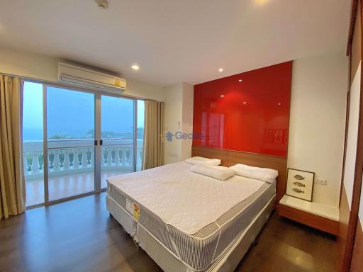 2 Bedrooms Condo in Sky Beach Wongamat C007887