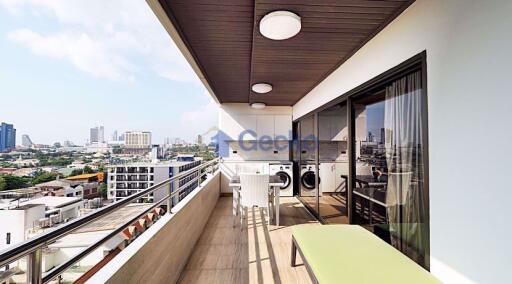 Studio Condo in PKCP Tower Central Pattaya C005958