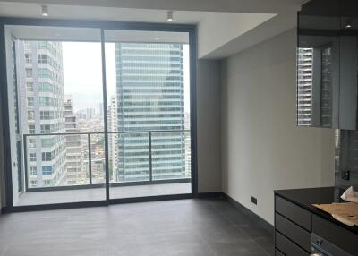For SALE : Tait Sathorn 12 / 1 Bedroom / 1 Bathrooms / 67 sqm / 18700000 THB [S12099]