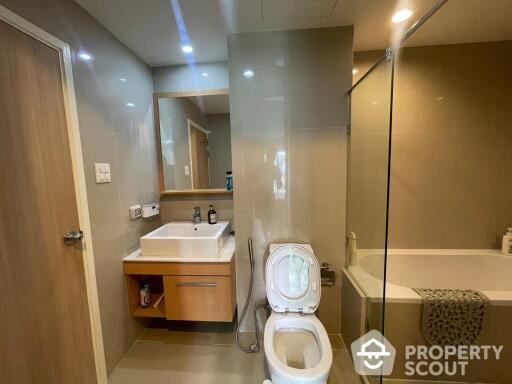 1-BR Condo at D25 close to Thong Lo