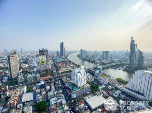 1-BR Condo at Nusa State Tower Condominium near BTS Saphan Taksin