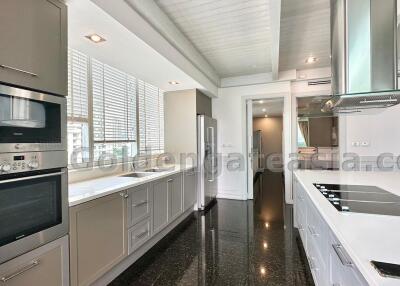 3-Bedrooms Duplex condo with private pool - Le Raffine Sukhumvit 31