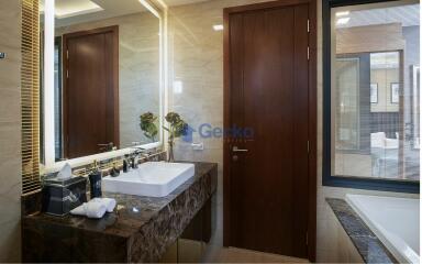 2 Bedrooms Condo in Elysium Residences Pratumnak C009885