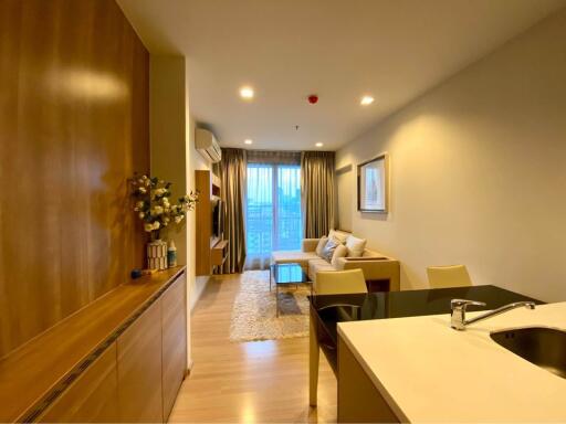 For SALE : Rhythm Sathorn / 1 Bedroom / 1 Bathrooms / 45 sqm / 6100000 THB [S12100]