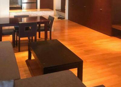 2-BR Condo at Supalai Place Sukhumvit 39 near BTS Phrom Phong