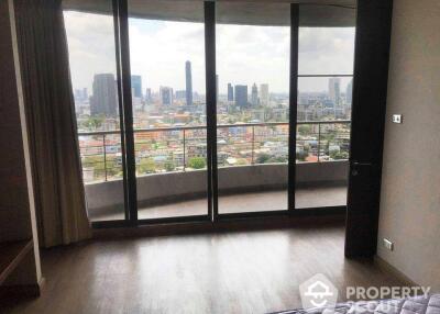 2-BR Condo at Supalai Place Sukhumvit 39 near BTS Phrom Phong