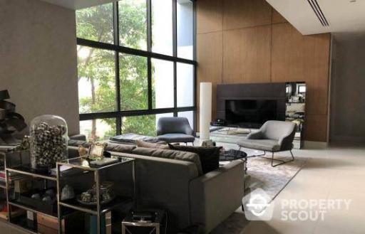 4-BR House near MRT Huai Khwang