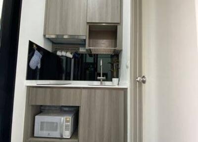 1-BR Condo at Knightsbridge Prime Onnut near BTS On Nut