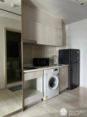 Studio Condo at Life One Wireless near BTS Phloen Chit