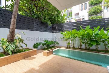 5-Bedrooms modern house with private pool  in compound - Sathorn Yennakart