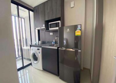 Studio bed Condo in Ashton Chula - Silom Mahaphruettharam Sub District C018245