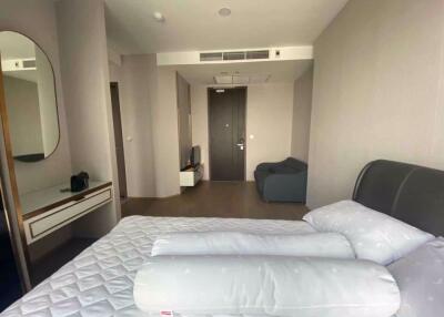 Studio bed Condo in Ashton Chula - Silom Mahaphruettharam Sub District C018245