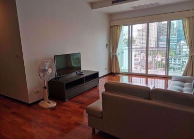 2 bed Condo in Noble Ora Khlong Tan Nuea Sub District C018054