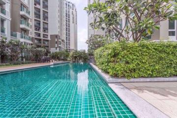 3 bed Penthouse in Belle Grand Rama 9 Huai Khwang Sub District P017888