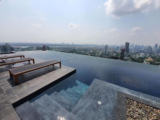 1 bed Condo in Siamese Exclusive Sukhumvit 42 Phra Khanong Sub District C017450