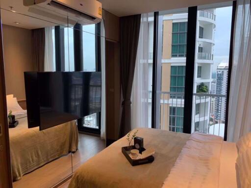 Studio bed Condo in Park Origin Phromphong Khlongtan Sub District C013427