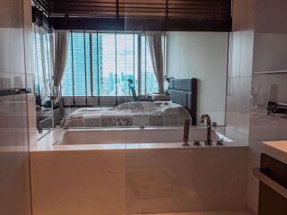 2 ห้องนอน, 2 ห้องน้ำ คอนโด ราคา ฿ 110,000/เดือน
