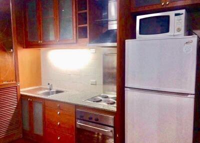 President Place 2-Bedroom 2-Bathroom Fully-Furnished Condo for Rent