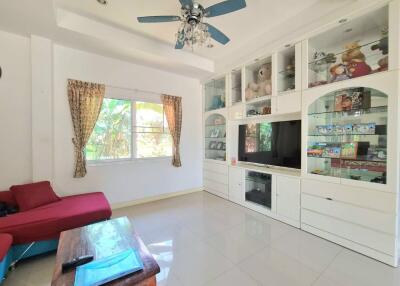 5Bedrooms East Pattaya House for Sale