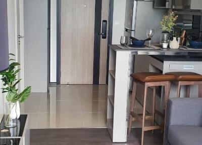 OKA HAUS Sukhumvit 36 1-Bedroom 1-Bathroom Fully-Furnished Condo for Rent