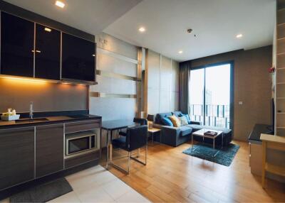 Keyne by Sansiri 1-Bedroom 1-Bathroom Fully-Furnished Condo for Rent