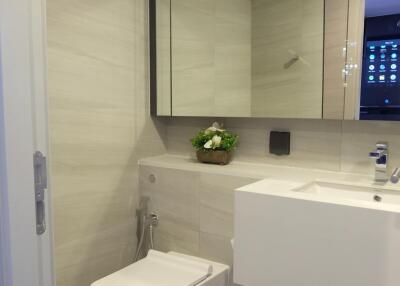 Park Origin Chula-Samyan 1-Bedroom 1-Bathroom Fully-Furnished Condo for Rent