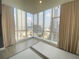 1-Bedroom 2-Bathroom Fully-Furnished with walk-in closet/wardrobe for Rent